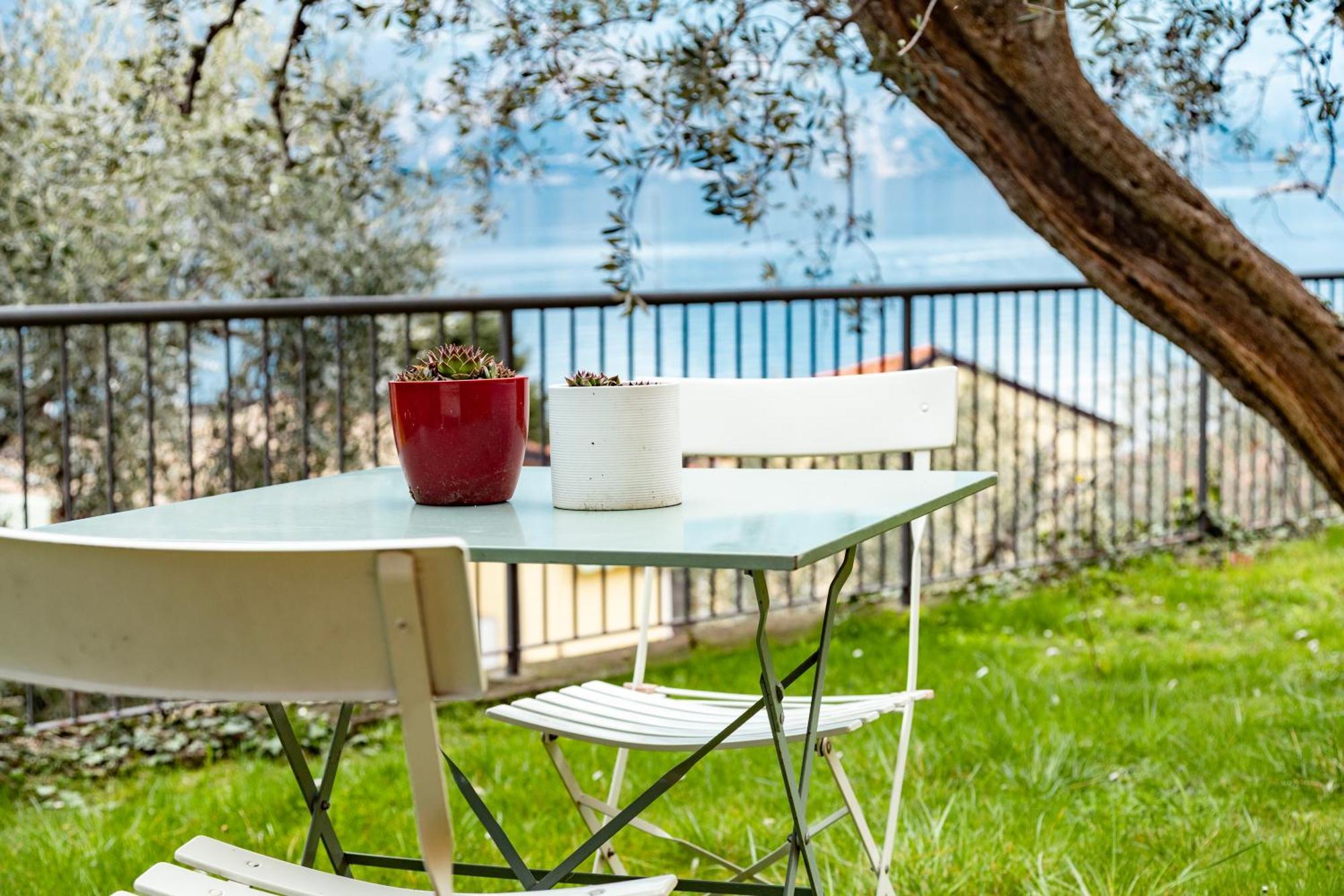 Ca De L'Angelon -- Vittoria House Villa Brenzone sul Garda Exterior photo
